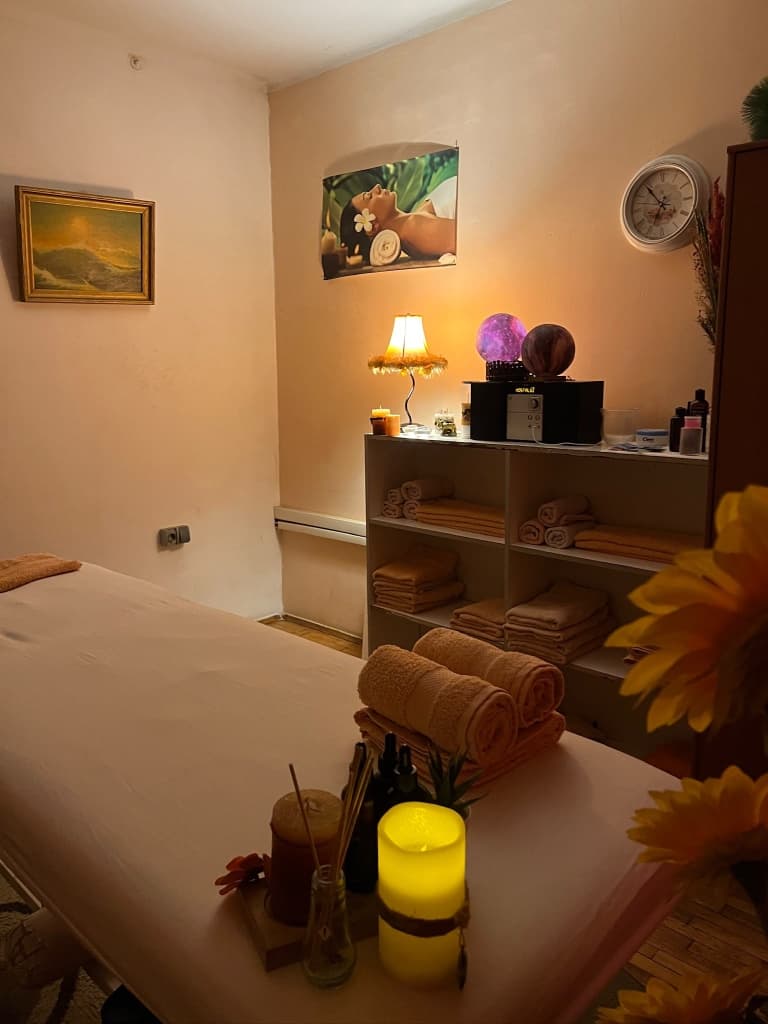 Autentičan i topao ambijent salona za masažu Sunshine Beograd